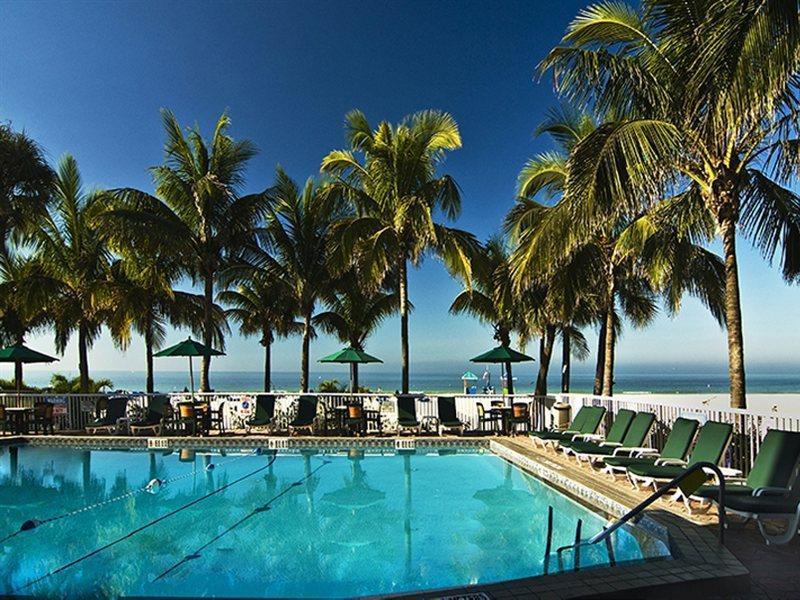 Bellwether Beach Resort St. Pete Beach Exterior photo