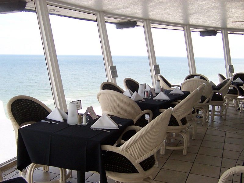 Bellwether Beach Resort St. Pete Beach Exterior photo